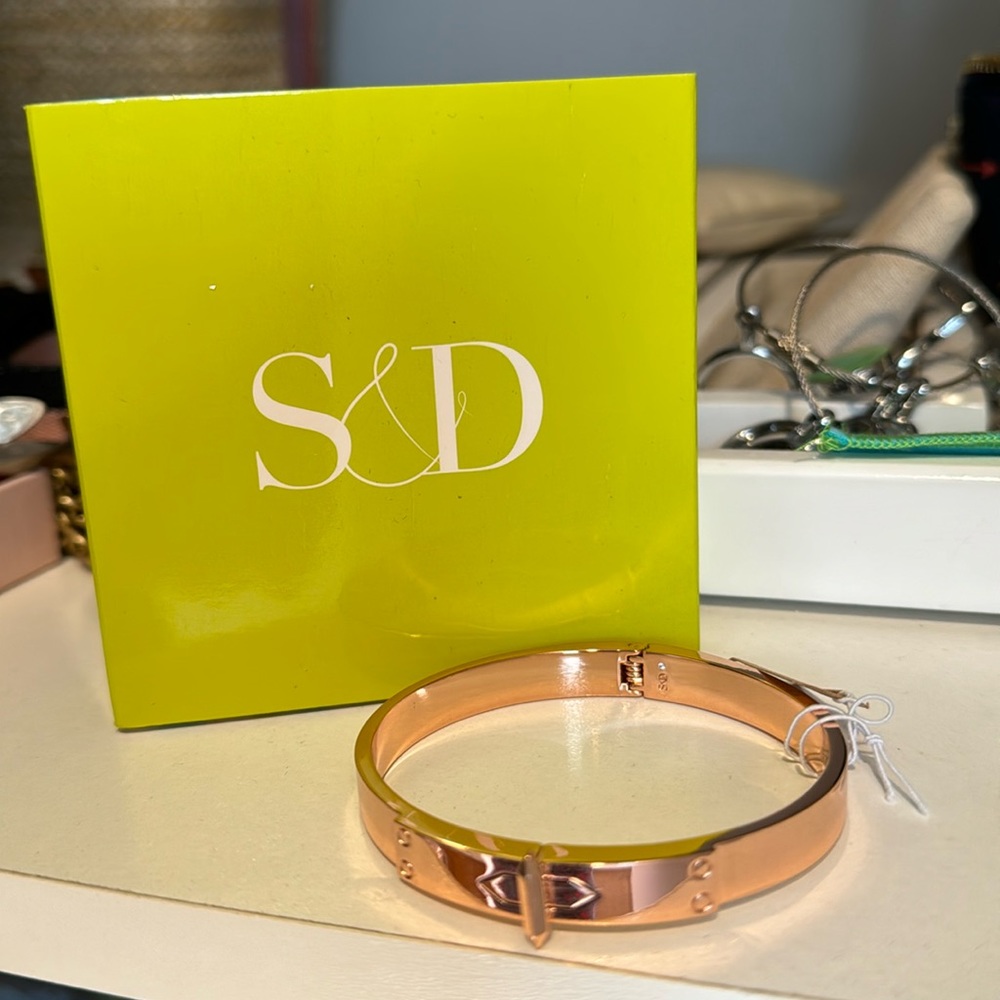 Stella & Dot cuff bracelet